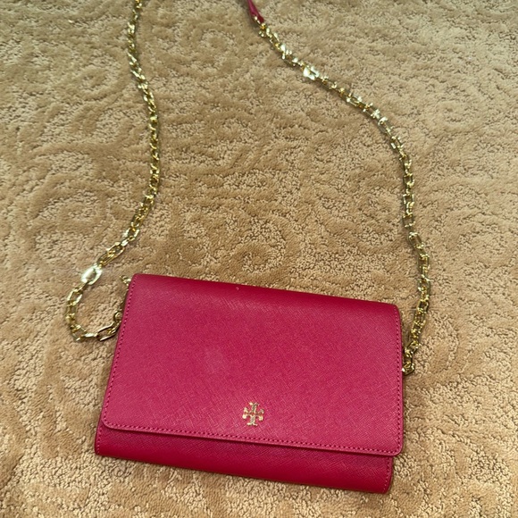 Tory Burch Handbags - Tory Burch Pink Leather Chain Crossbody with Gold Hardware